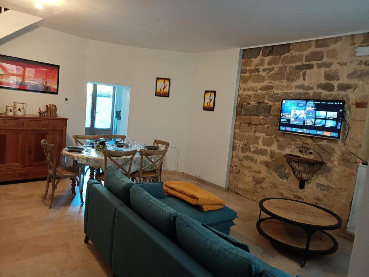 Maison De Caractere Au Coeur De La Cite Medievale De Holiday home *